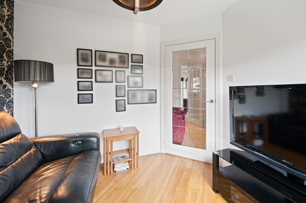 10 Saint Davids Grove, Eskbank, EH22 3FG Image 19