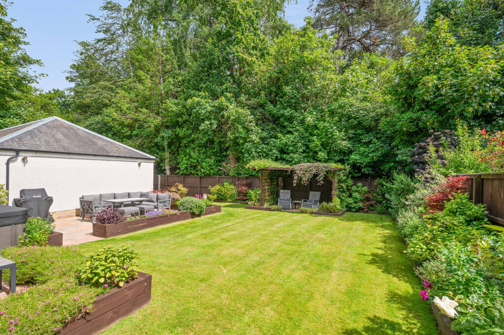 10 Saint Davids Grove, Eskbank, EH22 3FG Image 49