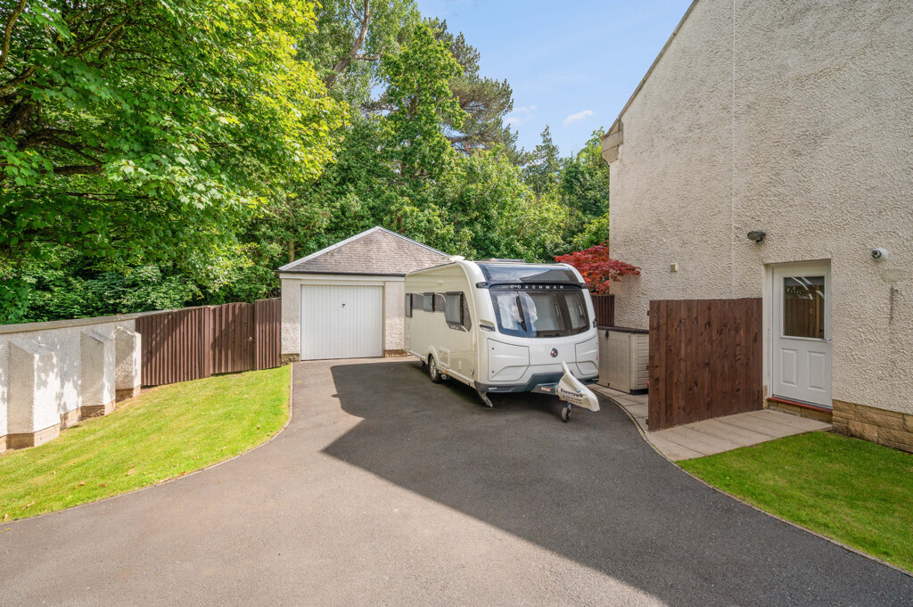10 Saint Davids Grove, Eskbank, EH22 3FG Image 53