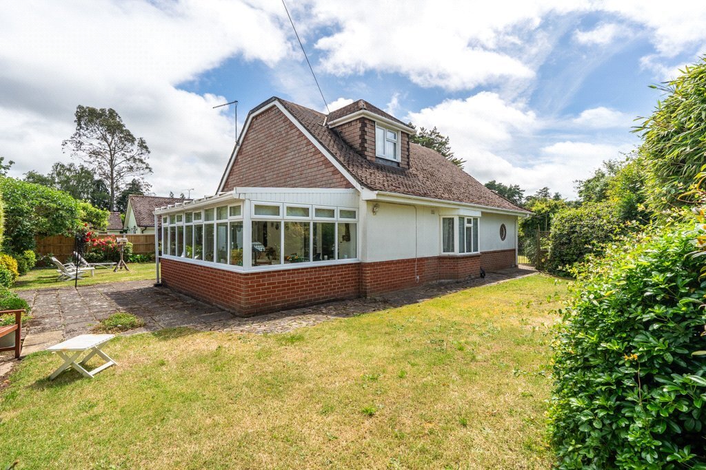 Priory Road, West Moors, Ferndown, Dorset, BH22 Image 28