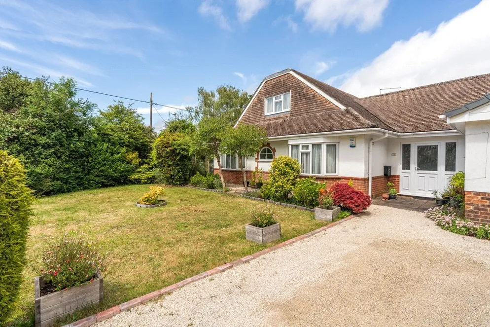 Property carousel item 30