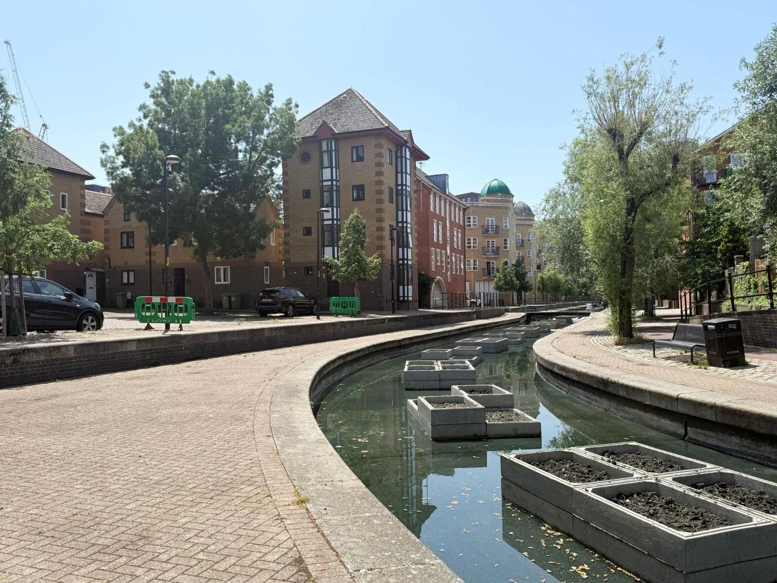 Hawke Place, Hawke Place, London, SE16 Image 17