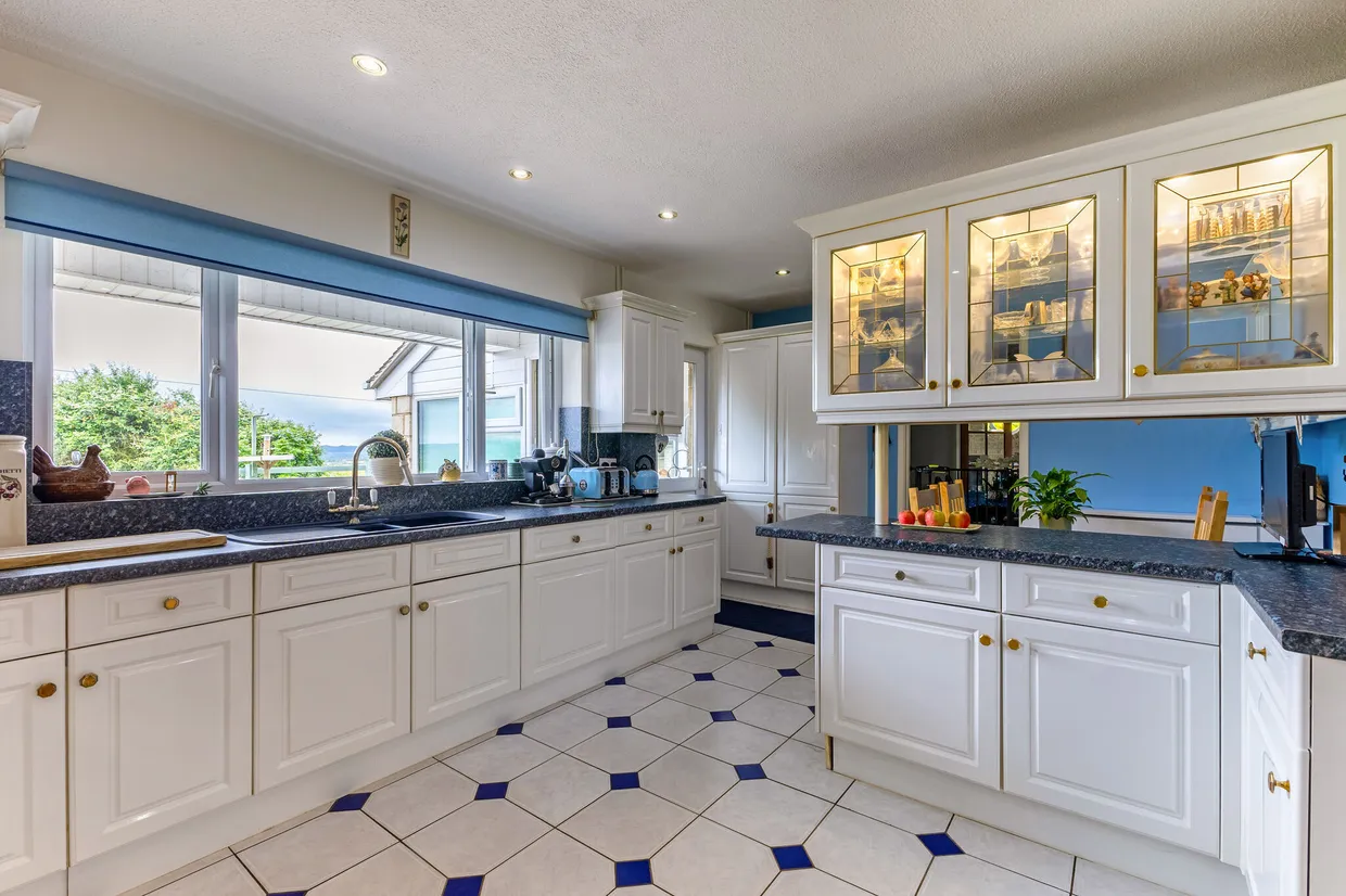 Brinkworth, Wiltshire, SN15 photo 4