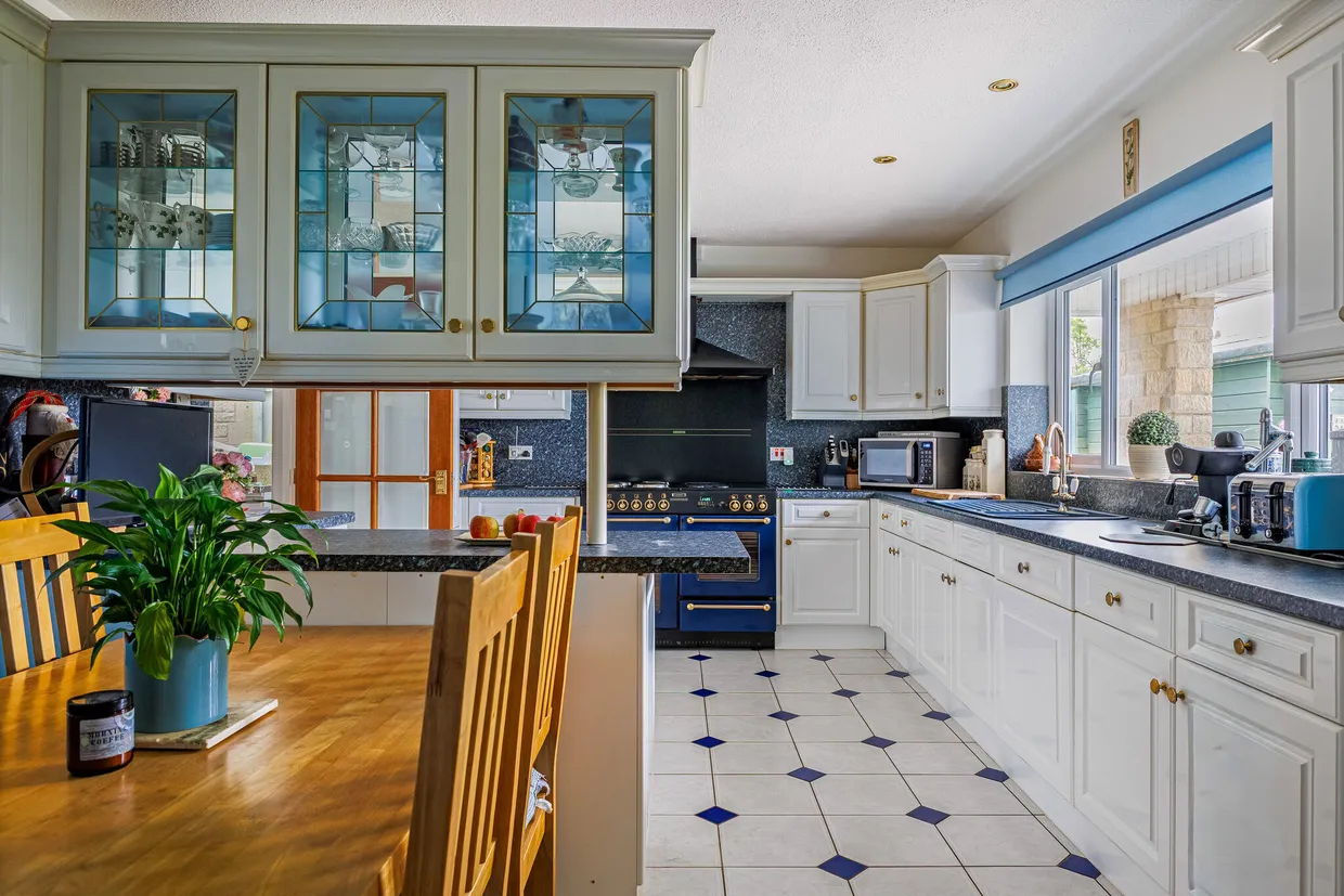 Brinkworth, Wiltshire, SN15 photo 5
