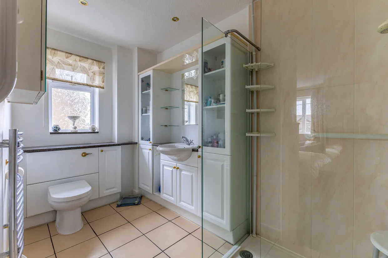 Brinkworth, Wiltshire, SN15 photo 13