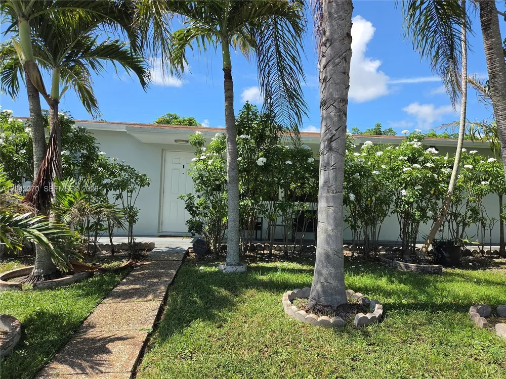 140 NW 18th St, Pompano Beach, FL 33060