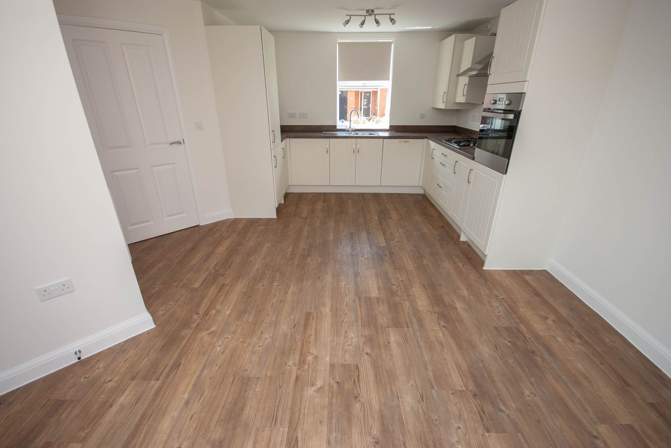 Lincoln Drive, Houlton, Rugby, CV23
