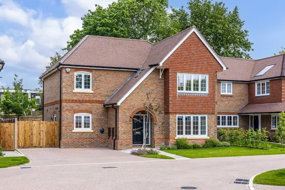 Otway Close, Tadworth, KT20