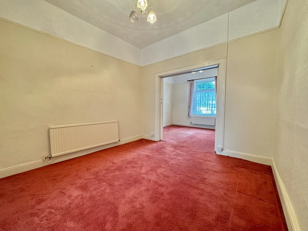 Property carousel item 5