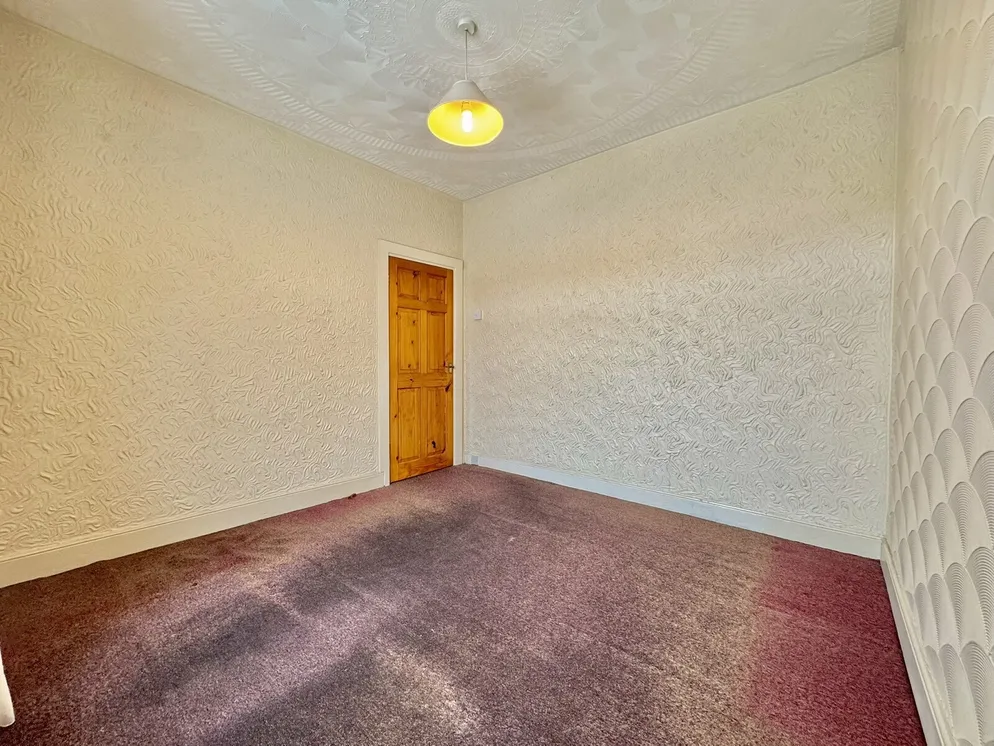 Property carousel item 11