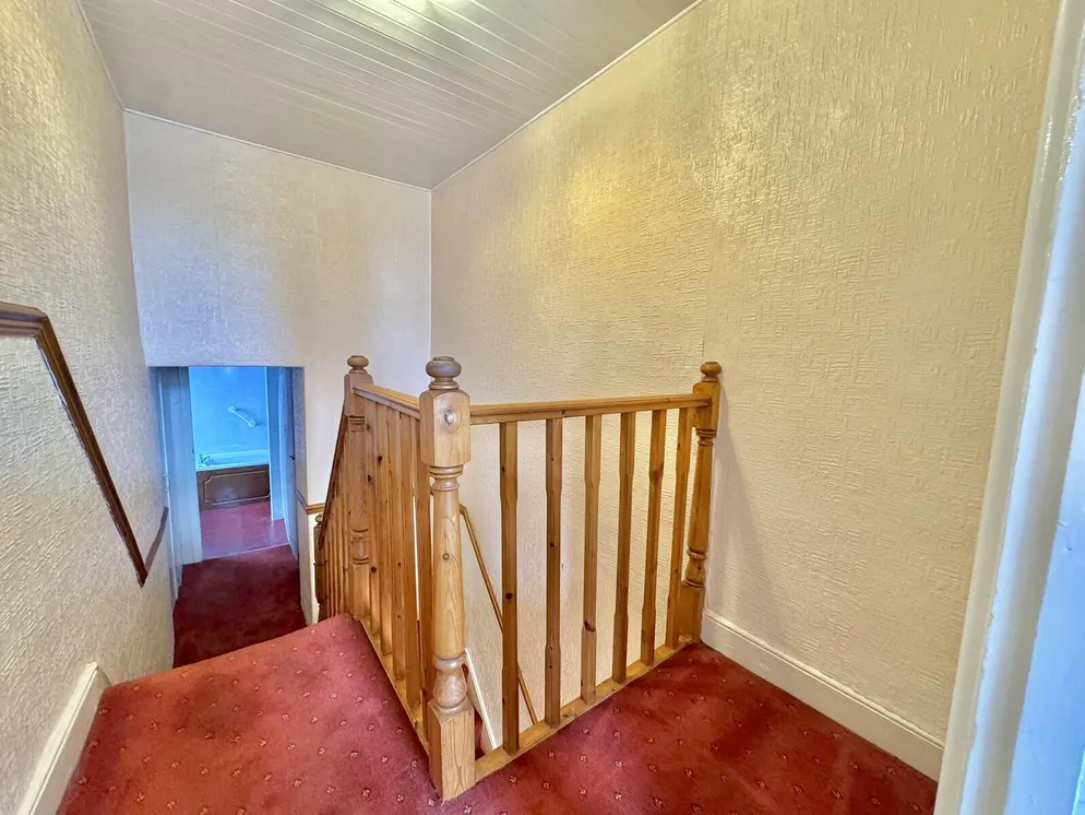 Property carousel item 13