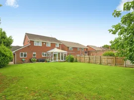 Romilly Gardens, Plympton thumb 3