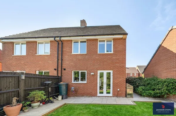 Summerlin Drive, Woburn Sands, MK17 photo 17