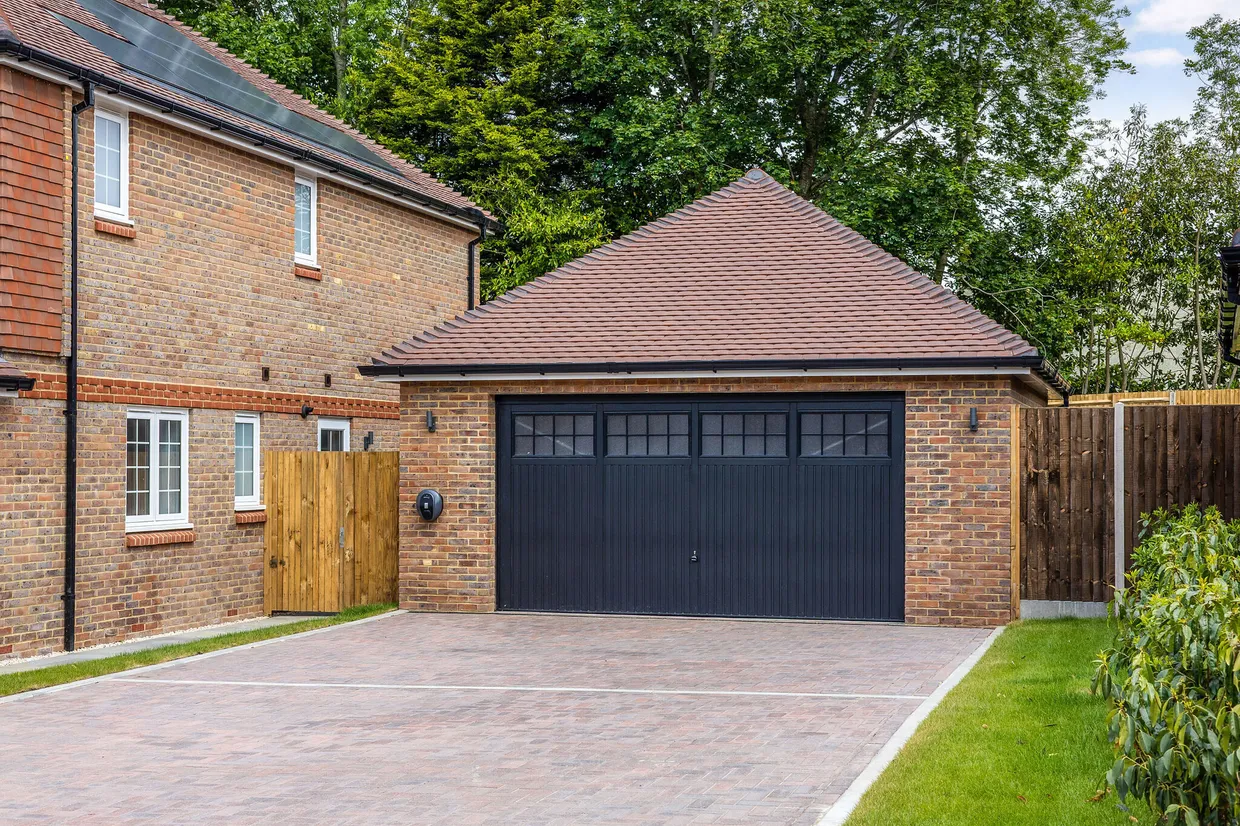 Otway Close, Tadworth, KT20 photo 14
