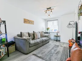 Lundhill Drive, Wombwell, Barnsley thumb 3