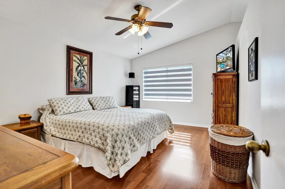 5222 Prairie Dunes Village Circle, Lake Worth Beach, FL 33463