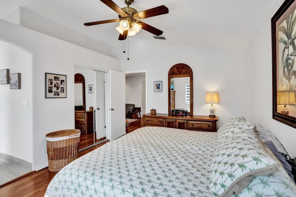 5222 Prairie Dunes Village Circle, Lake Worth Beach, FL 33463