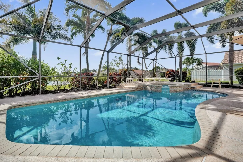 5222 Prairie Dunes Village Circle, Lake Worth Beach, FL 33463