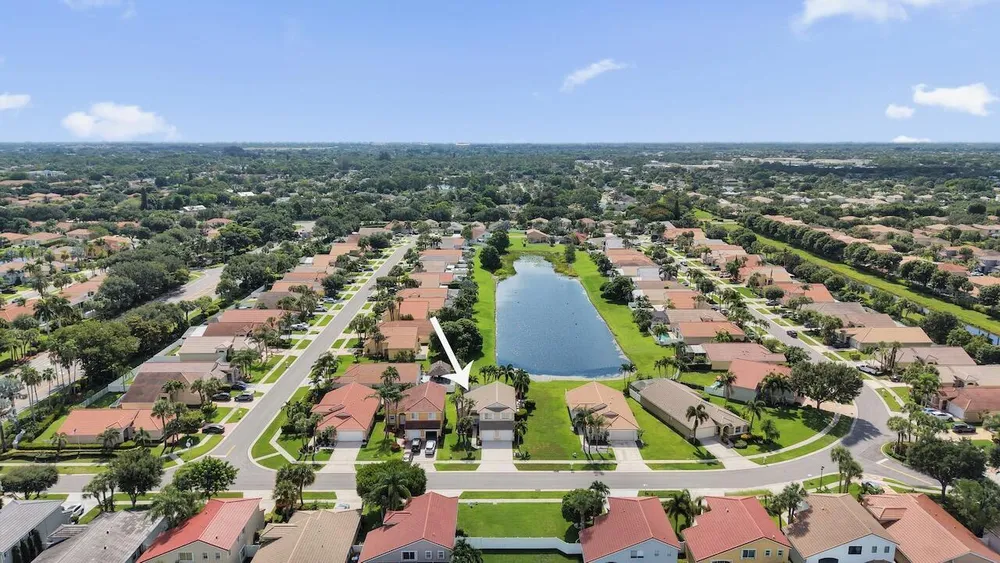 5222 Prairie Dunes Village Circle, Lake Worth Beach, FL 33463