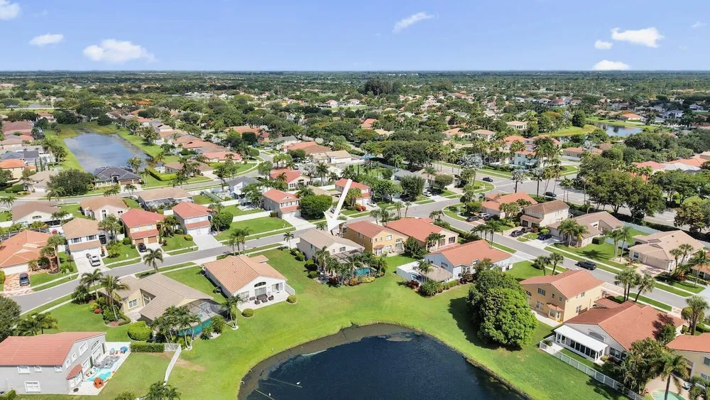 5222 Prairie Dunes Village Circle, Lake Worth Beach, FL 33463