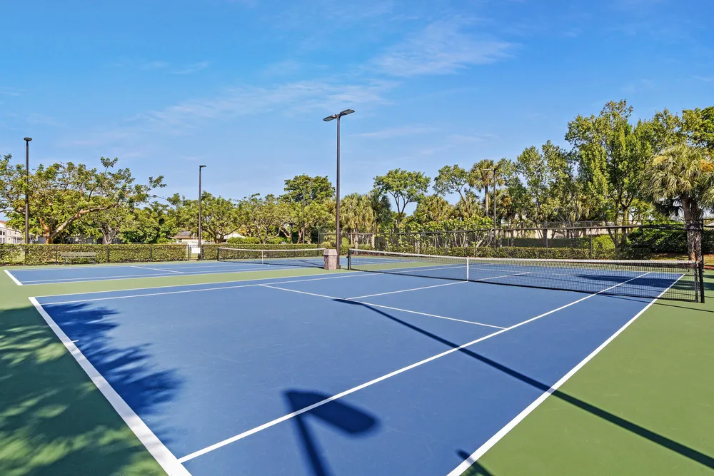5222 Prairie Dunes Village Circle, Lake Worth Beach, FL 33463