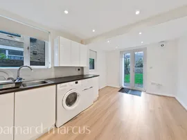 Nutcroft Road photo