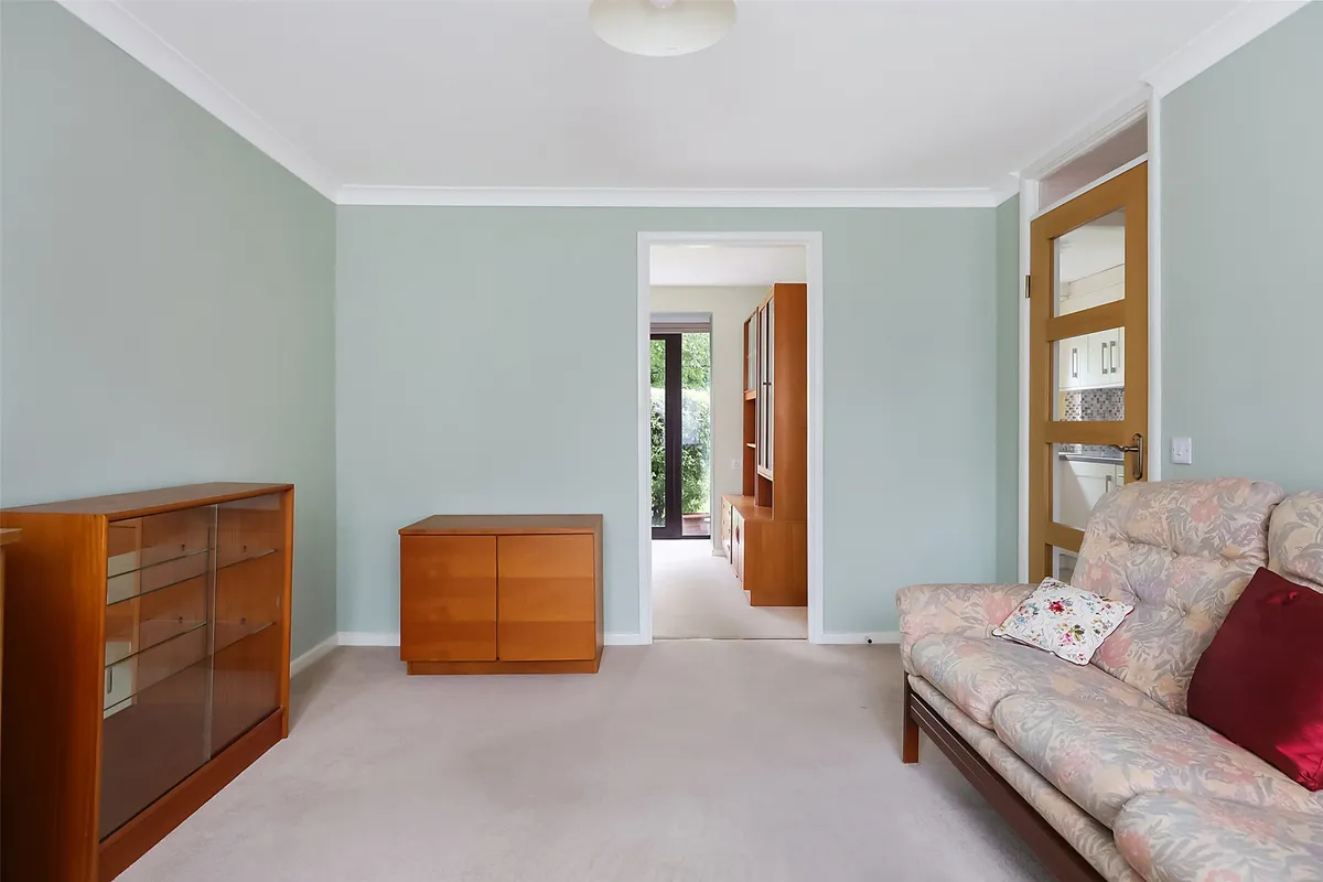 Birch Way, Redhill, Surrey, RH1