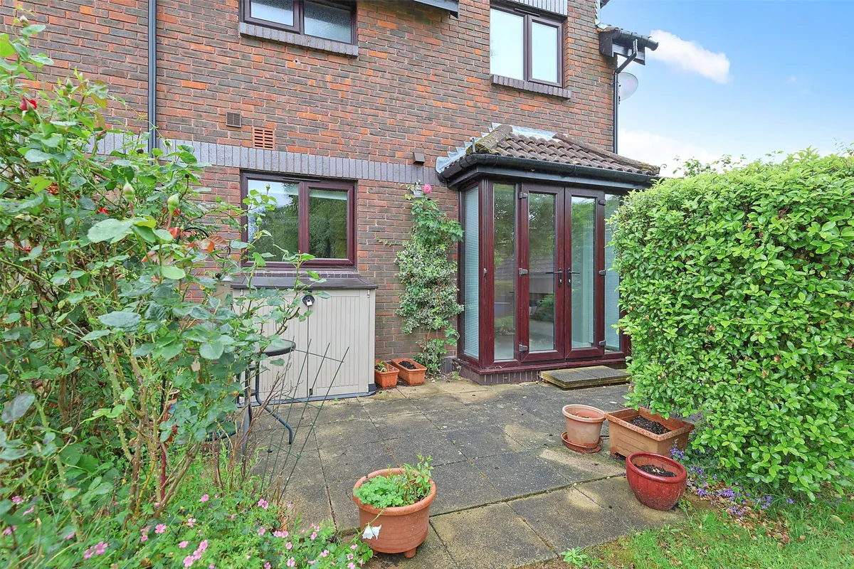 Birch Way, Redhill, Surrey, RH1