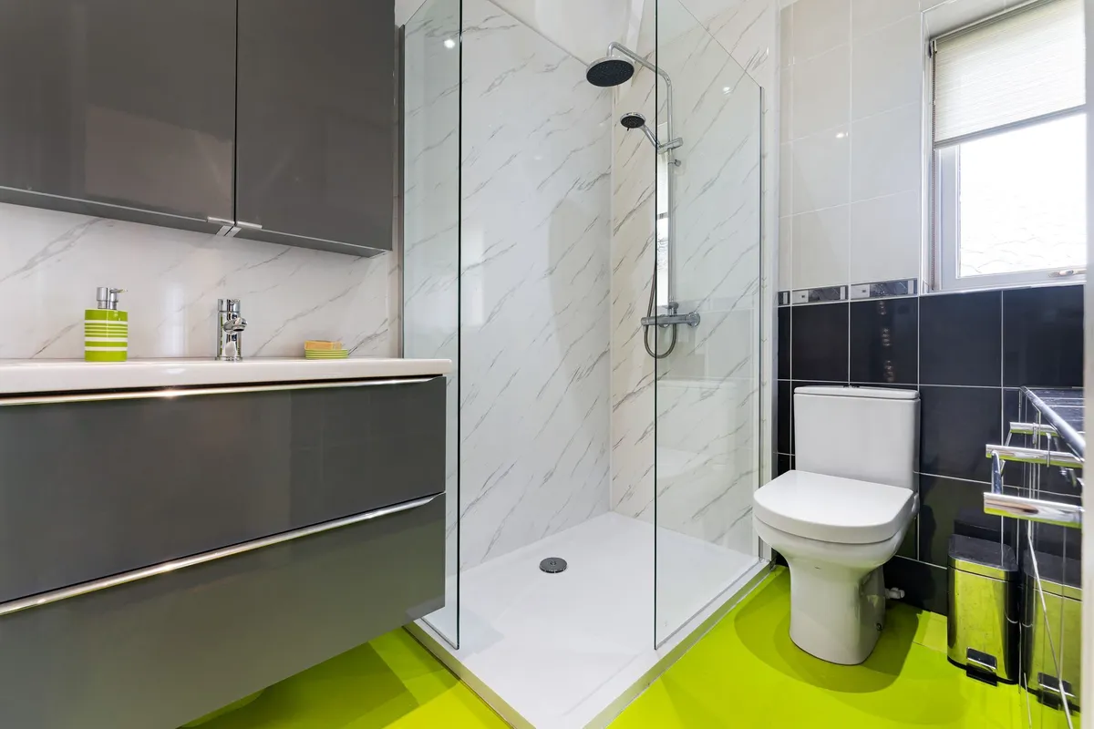 Picton Avenue, Runcorn, WA7