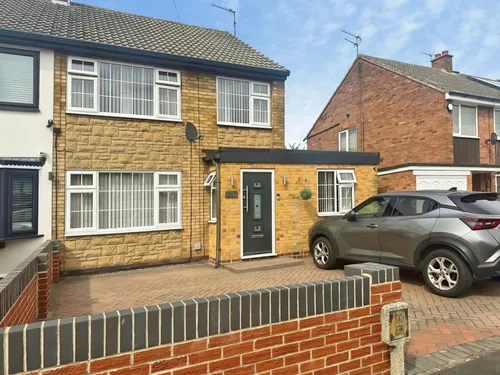 Cleveland Way, Hatfield, Doncasterphoto