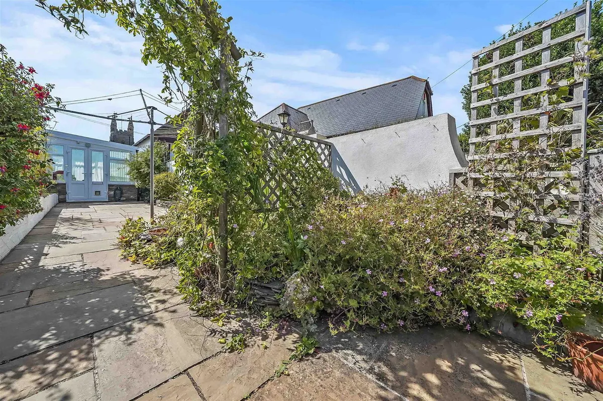 Evandon House, Wood Lane, TQ7