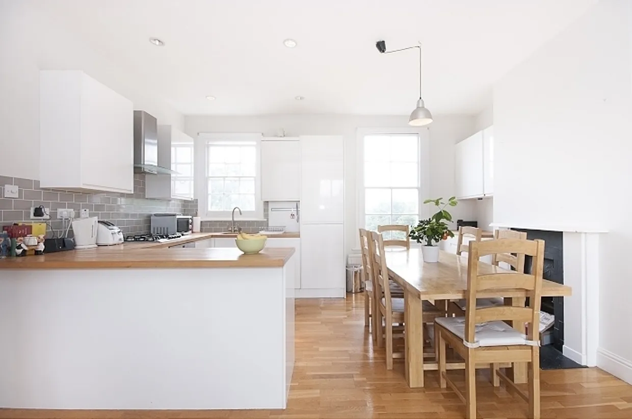 Larkhall Rise London SW4 photo 1