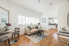 Kingsbury Mews St. Albans AL3 photo 10