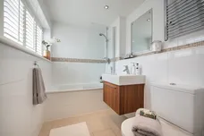 Kingsbury Mews St. Albans AL3 photo 13