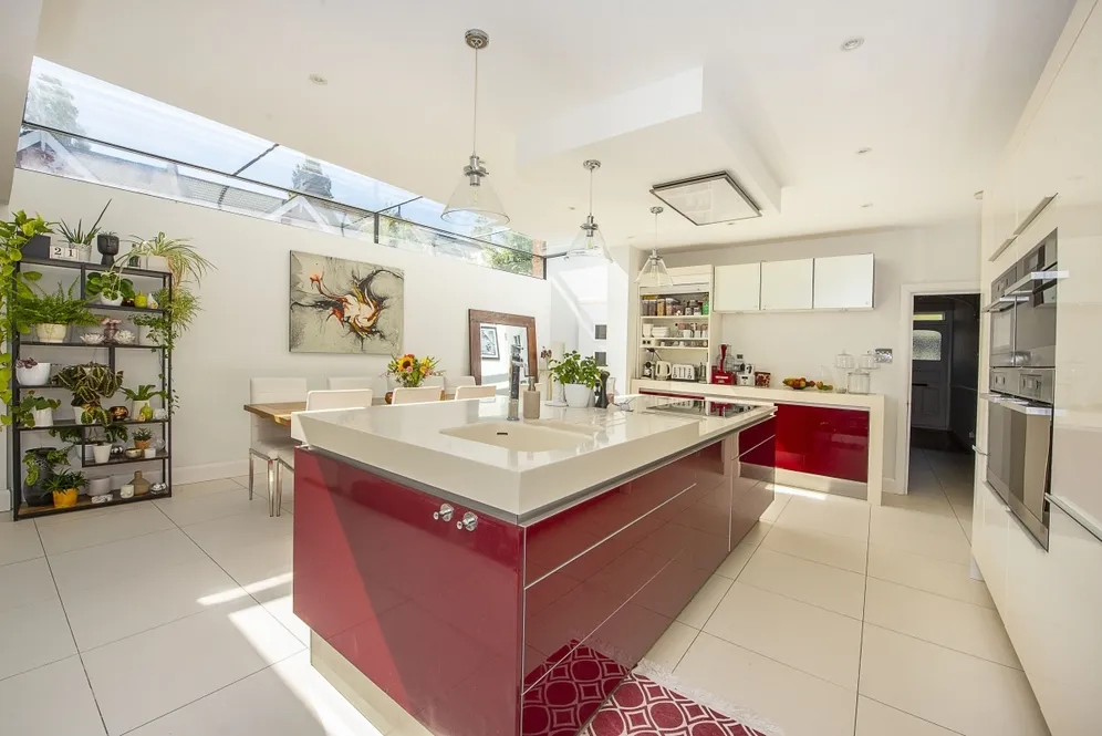 The Crescent London SW19 photo 2