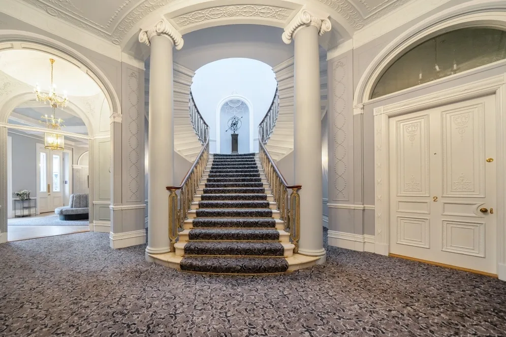 Sundridge Park Mansion, BR1 photo 3