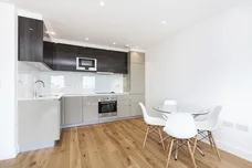 Bywell Place, E16 photo 2