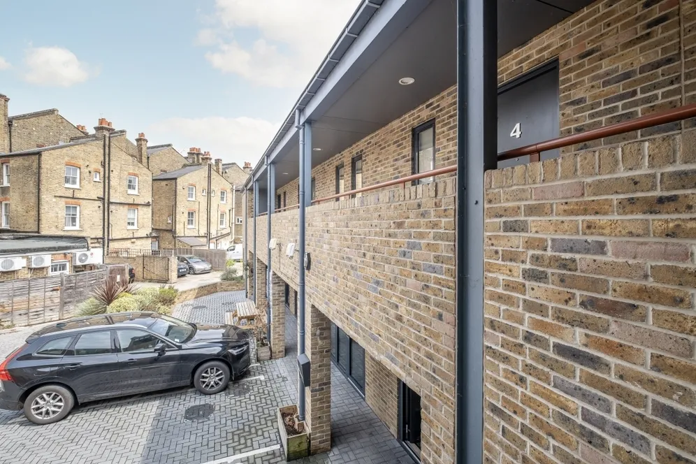 Ironmongers Mews London SW13 photo 6