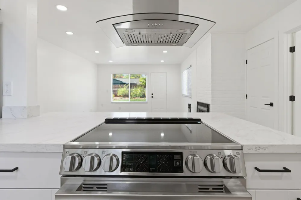 3125 Churchill Rd, Sacramento, CA 95864