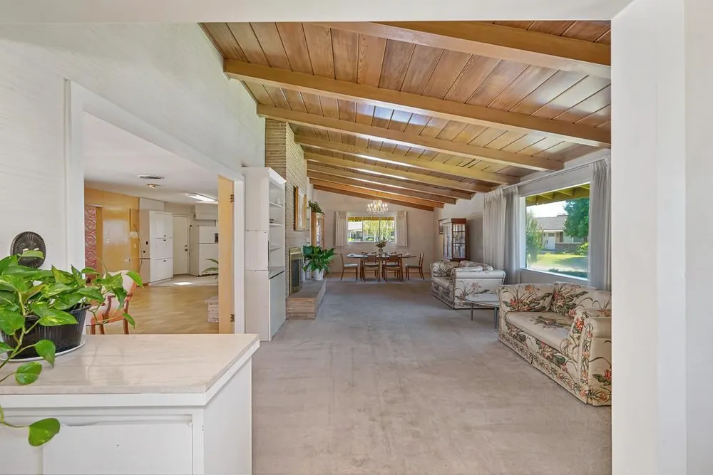 2800 Ashbourne Dr, Sacramento, CA 95821