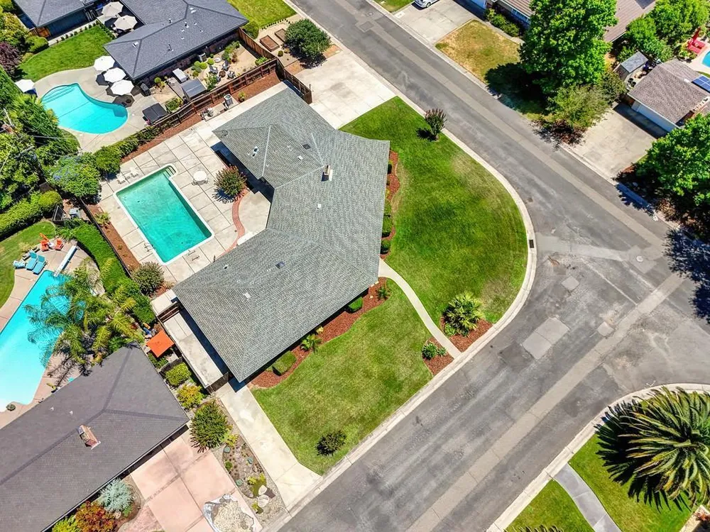 2800 Ashbourne Dr, Sacramento, CA 95821
