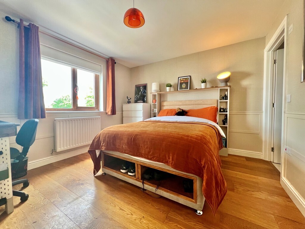 Walton, Brampton Image 11