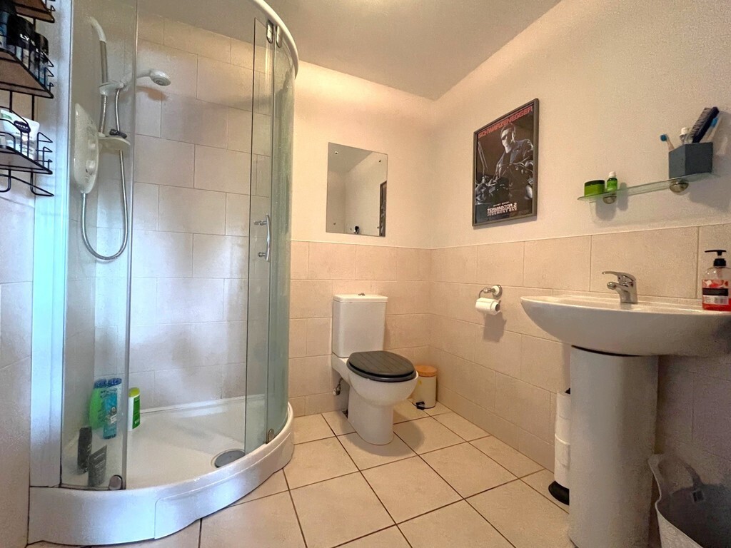 Walton, Brampton Image 12