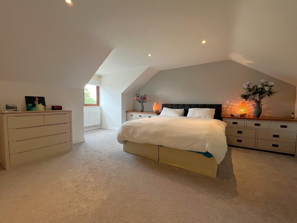 Walton, Brampton Image 13