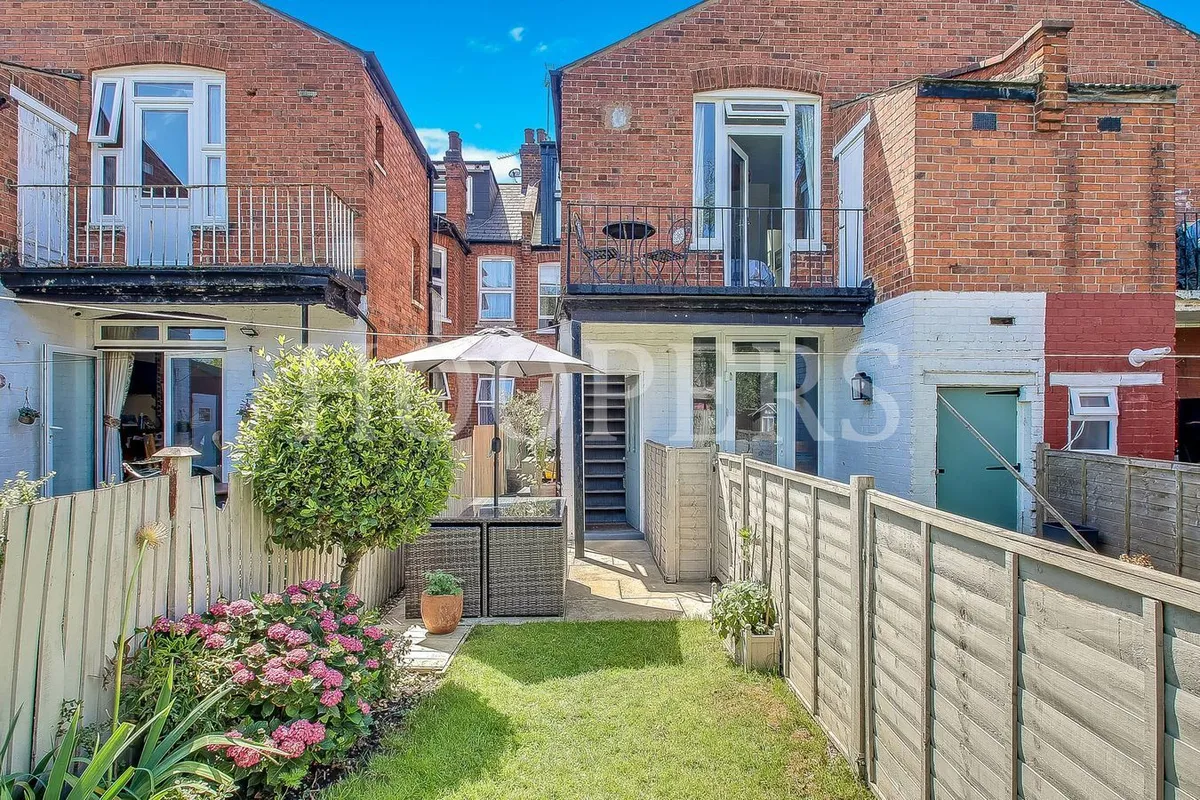 Mora Road, London, NW2
