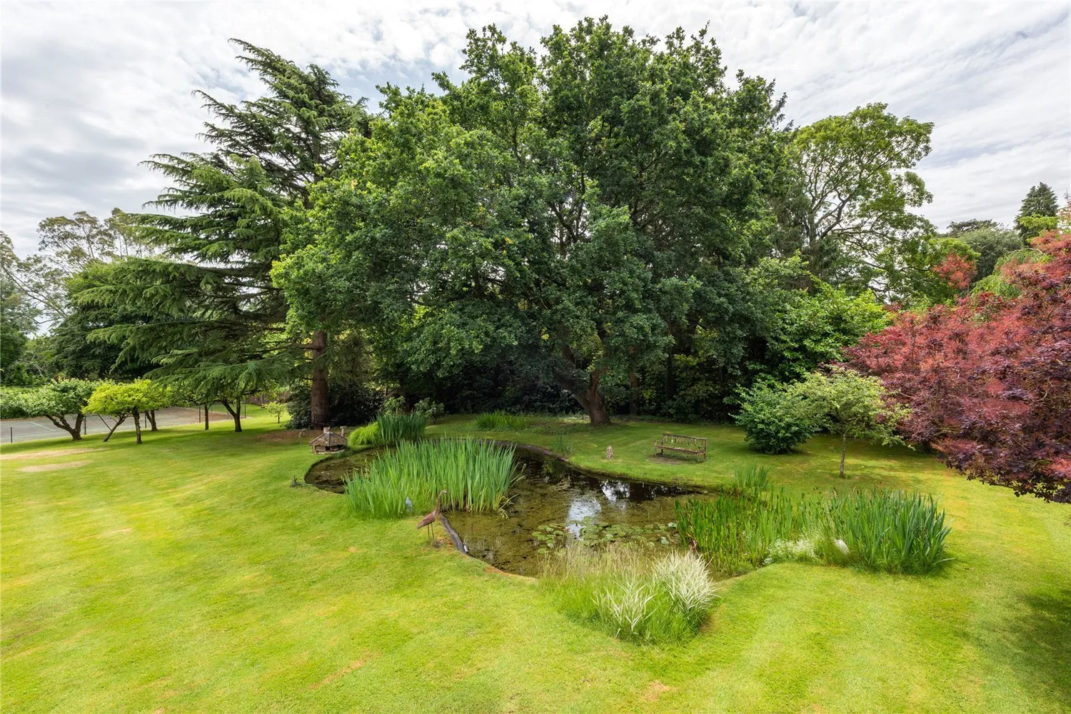Dungates Lane, Buckland, RH3 photo 13