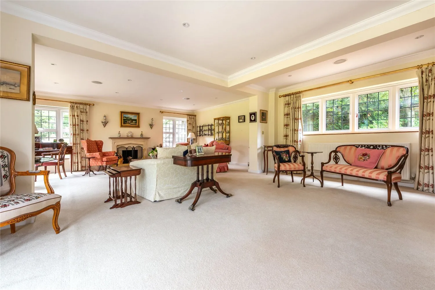 Dungates Lane, Buckland, RH3 photo 19