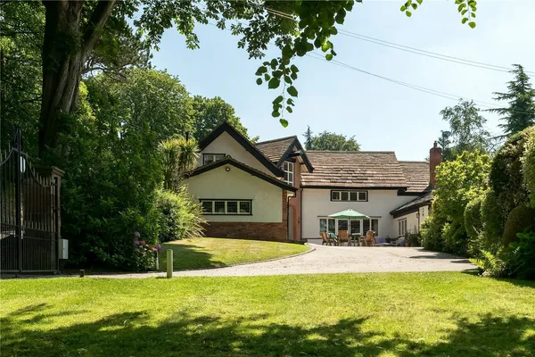 Beechfield Road, Alderley Edge, SK9 photo 1