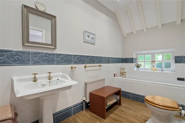 Beechfield Road, Alderley Edge, SK9 photo 19