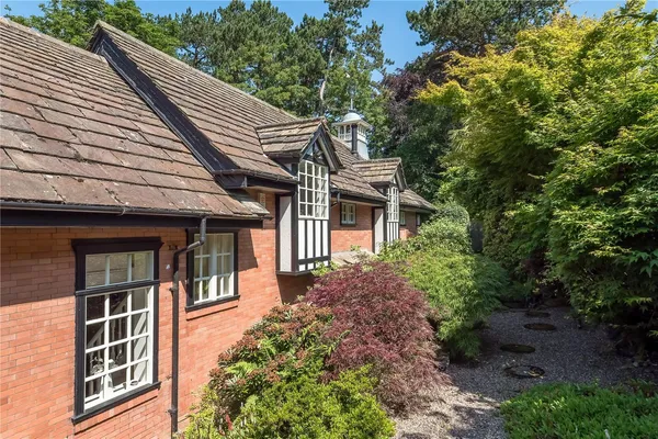 Beechfield Road, Alderley Edge, SK9 photo 21
